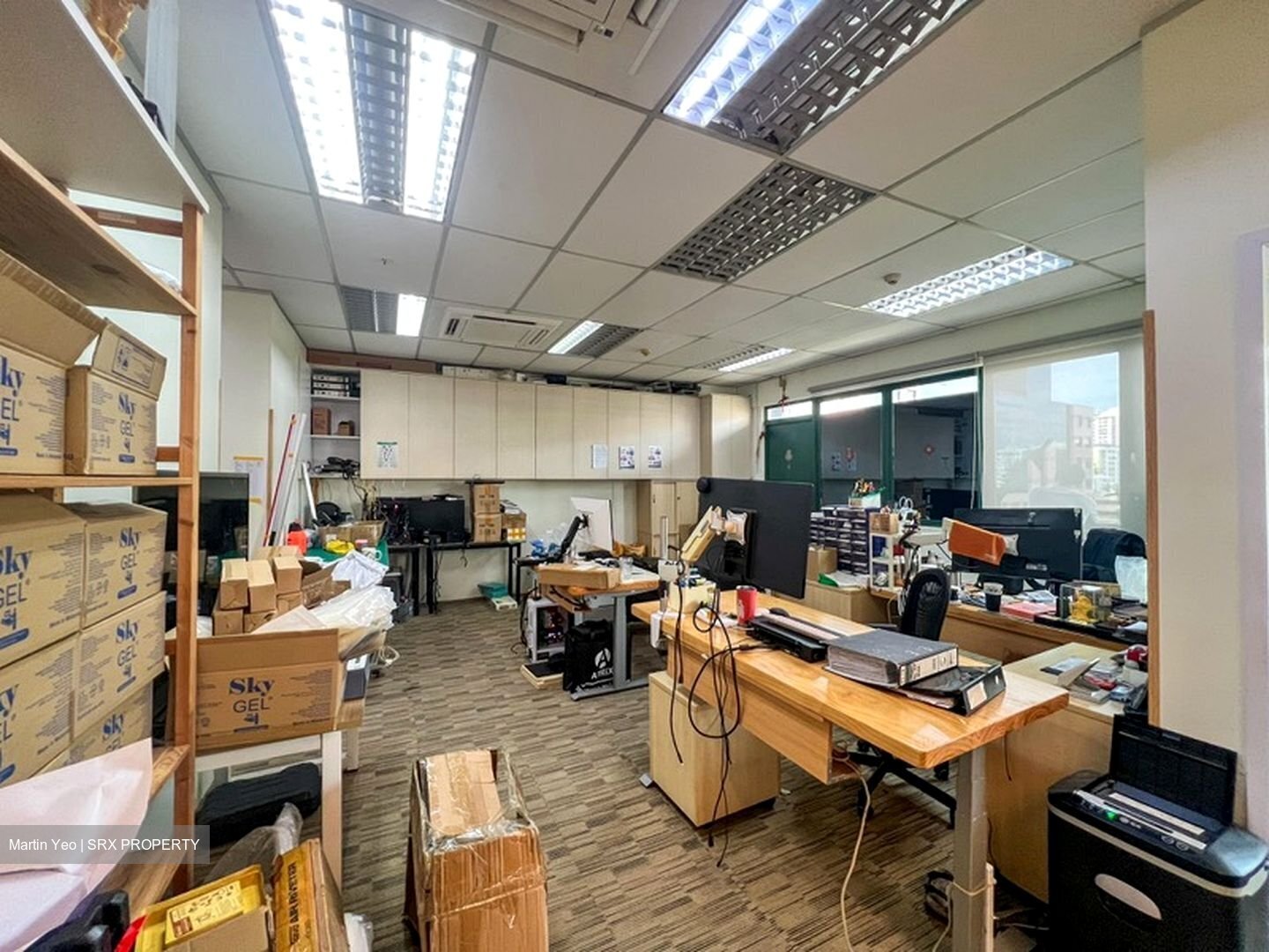 Redhill Forum (D3), Factory #457578191